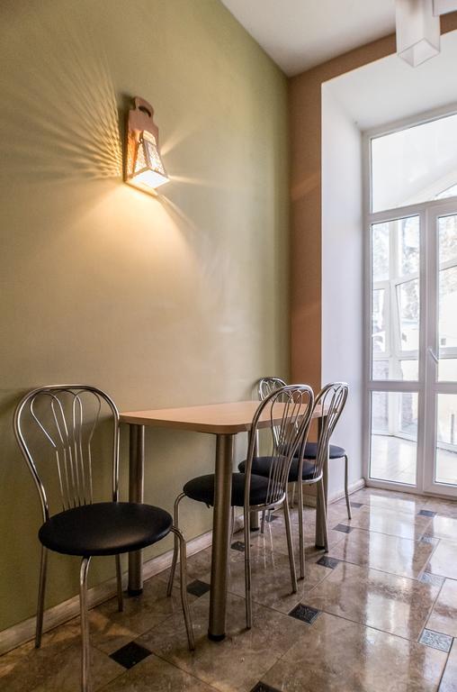 Apartment On Hutsulska 24H Electric リヴィウ エクステリア 写真
