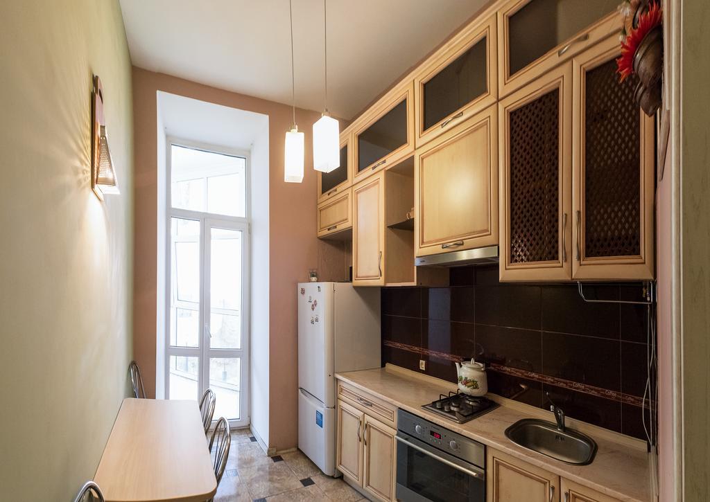 Apartment On Hutsulska 24H Electric リヴィウ エクステリア 写真