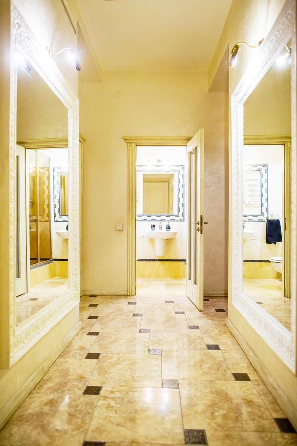 Apartment On Hutsulska 24H Electric リヴィウ エクステリア 写真